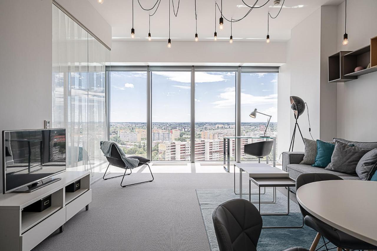 Rentplanet - Apartament Sky Tower Wroclaw Exterior photo